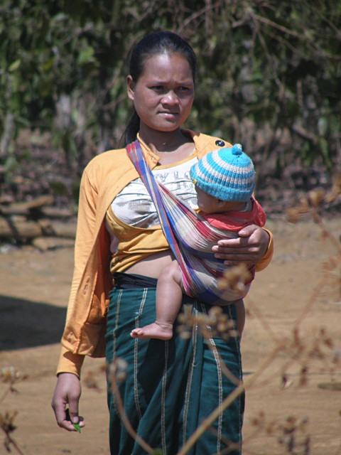 2010/2011 - A véo couché du Myanmar à la Russie et retour. Laos