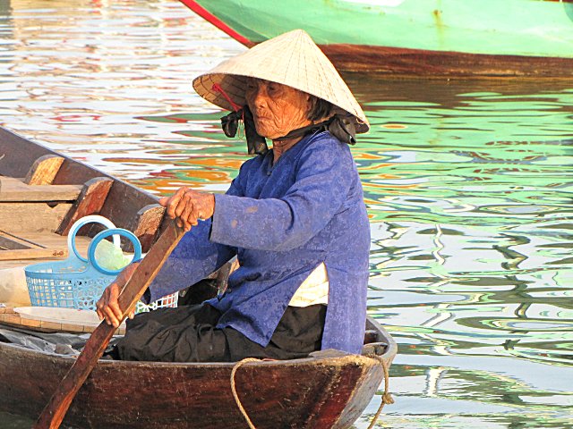 2010/2011 - A véo couché du Myanmar à la Russie et retour. Vietnam